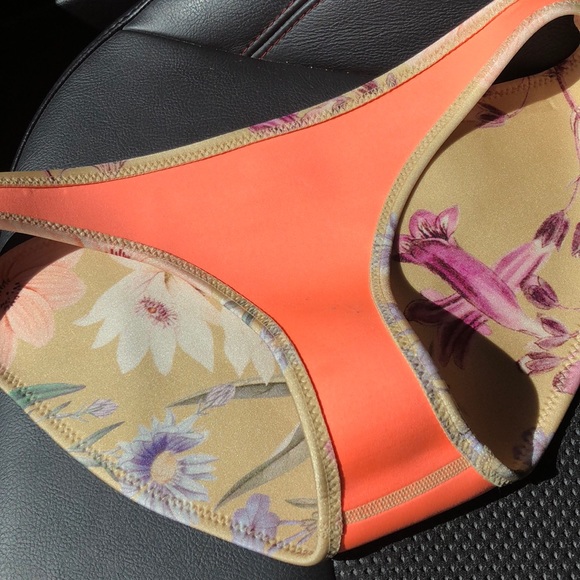 Authentic TRIANGL bikini bottoms - Picture 6 of 6